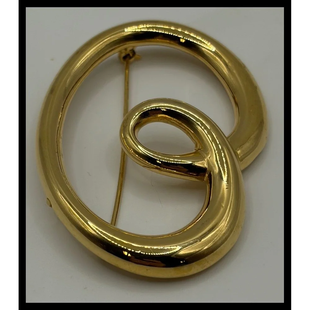 Vintage Monet Abstract Swirl Pin Brooch Gold Tone Polished Minimalist Accessory
